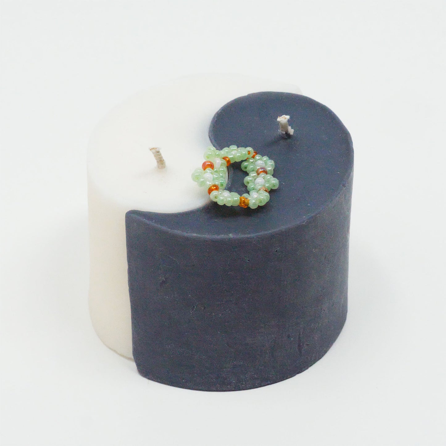Thick Green Daisy Ring