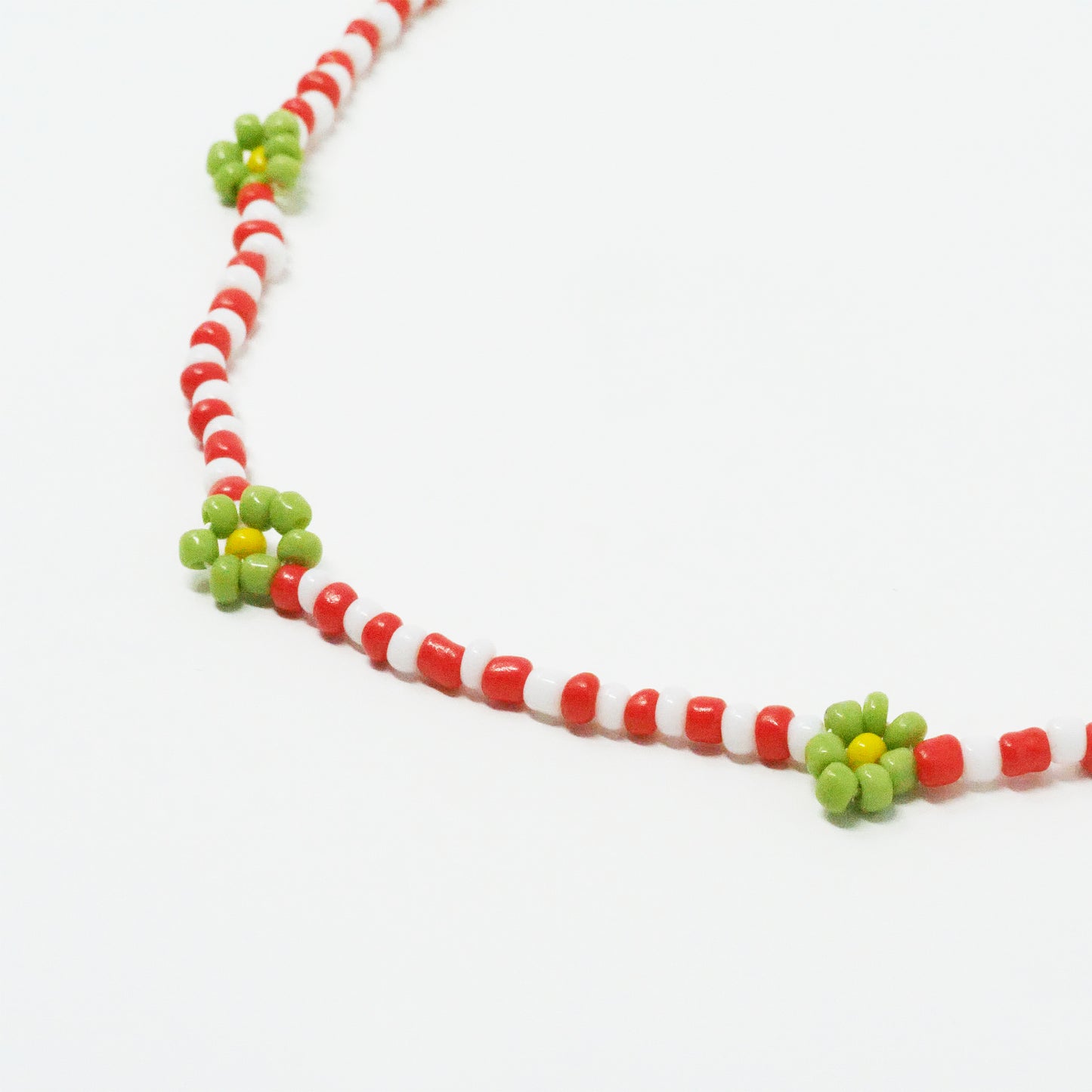 The Grinch Daisy Necklace