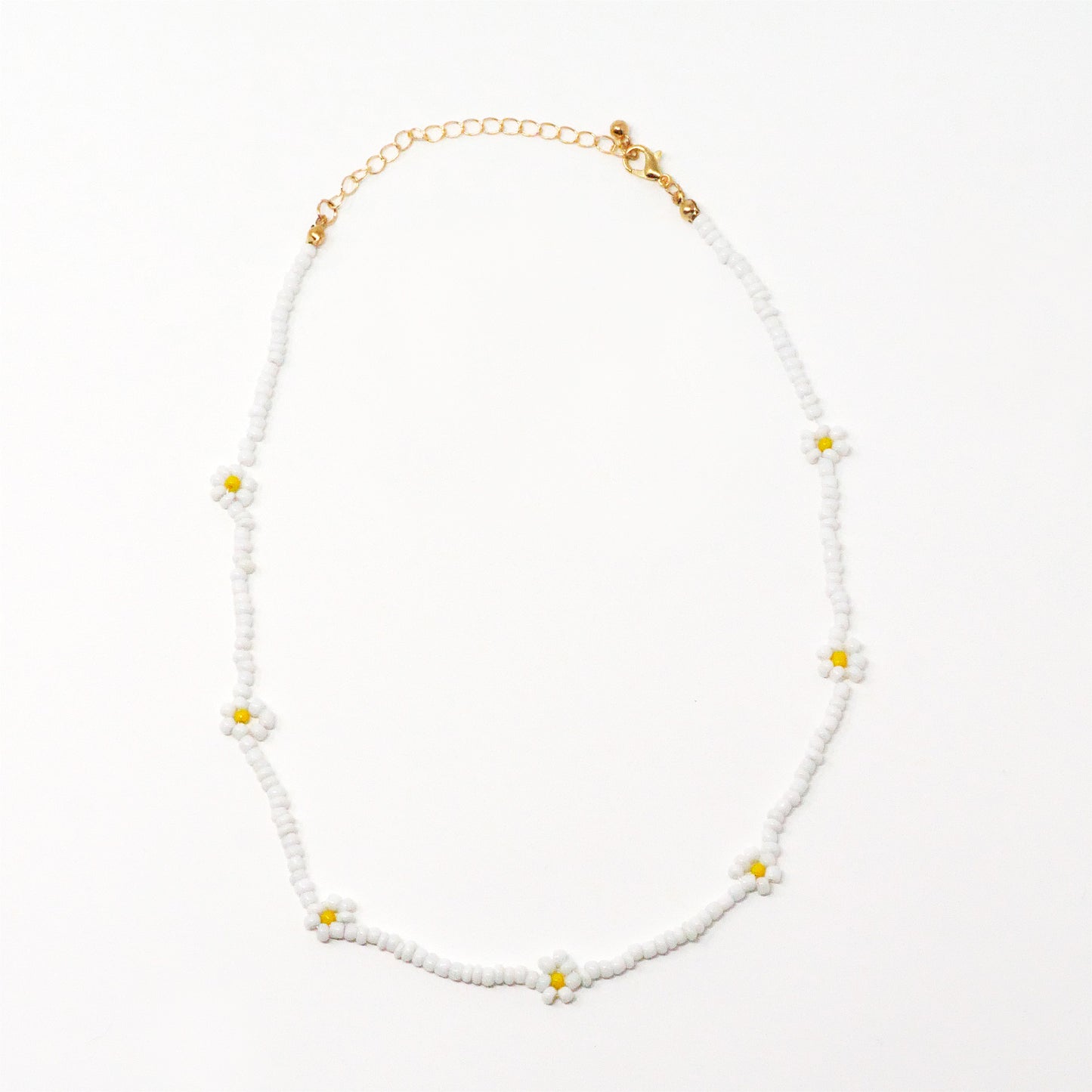 White n Yellow Daisy Necklace