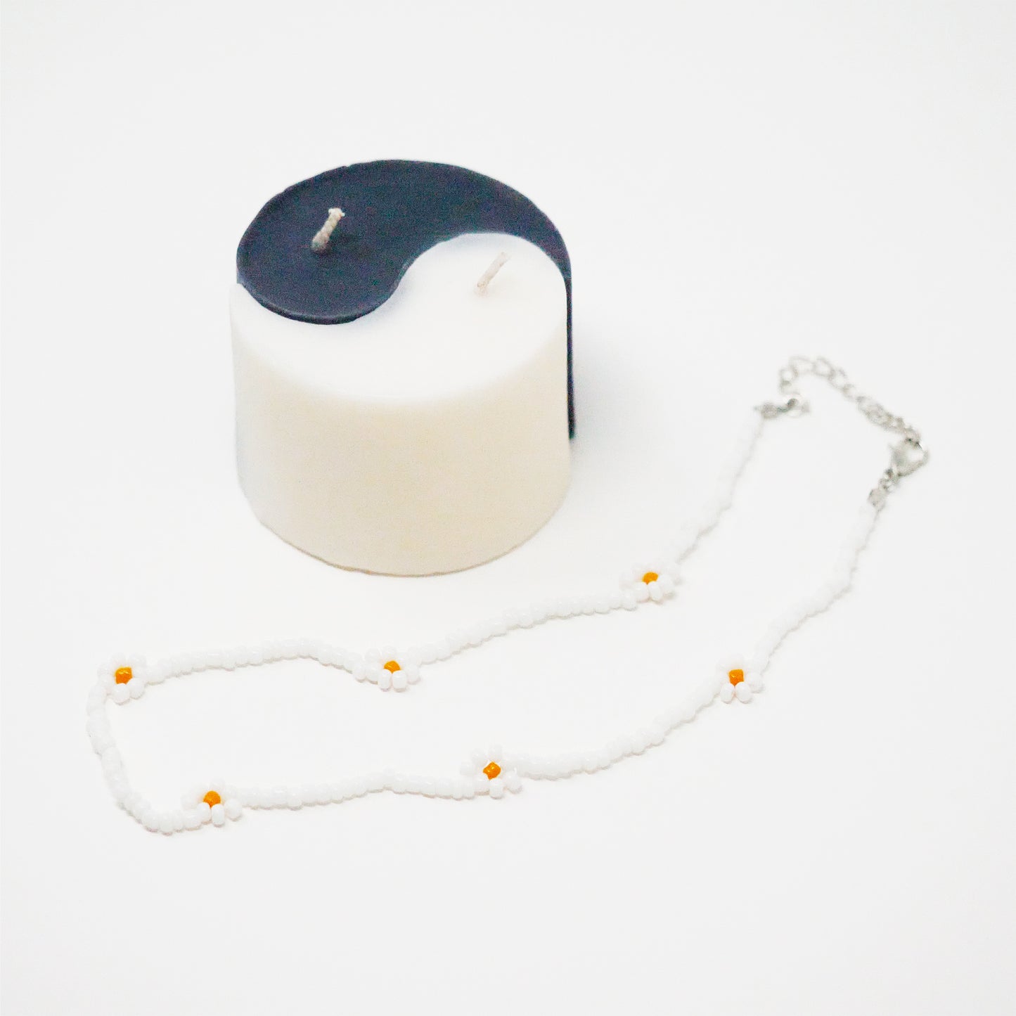 White n Orange Daisy Necklace