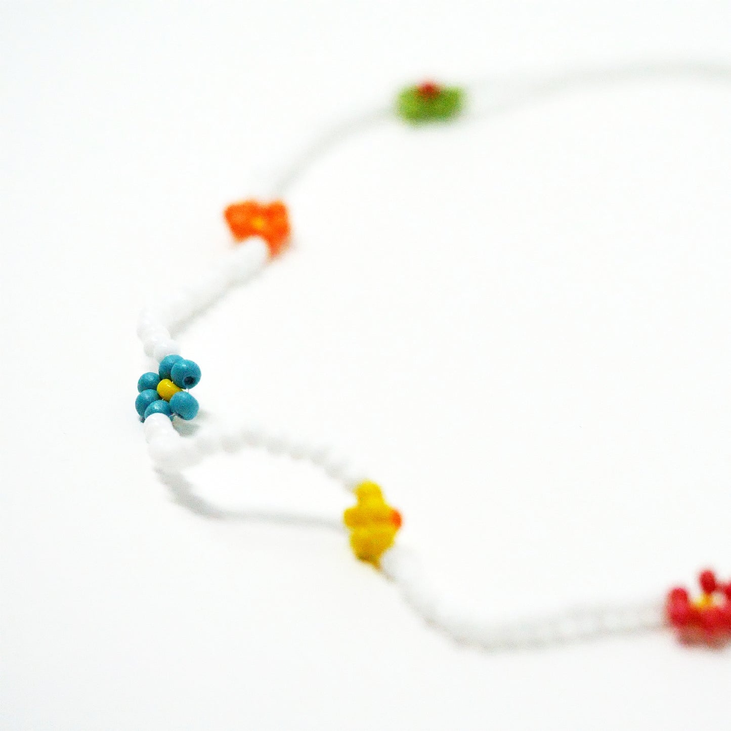 White Rainbow Daisy Choker