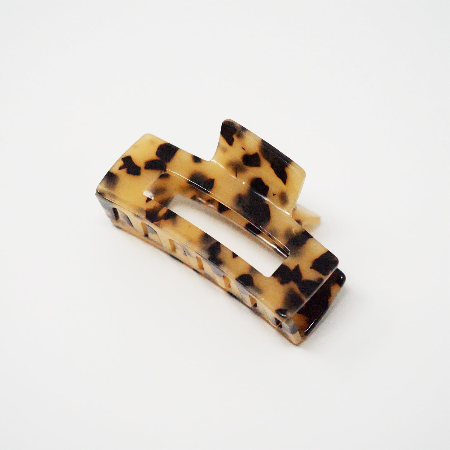 Medium Rectangle Tortoise Claw