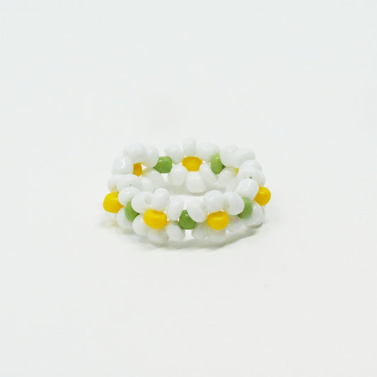 White n Yellow Daisy Bead Ring