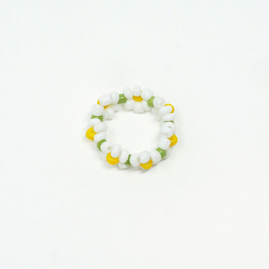White n Yellow Daisy Bead Ring