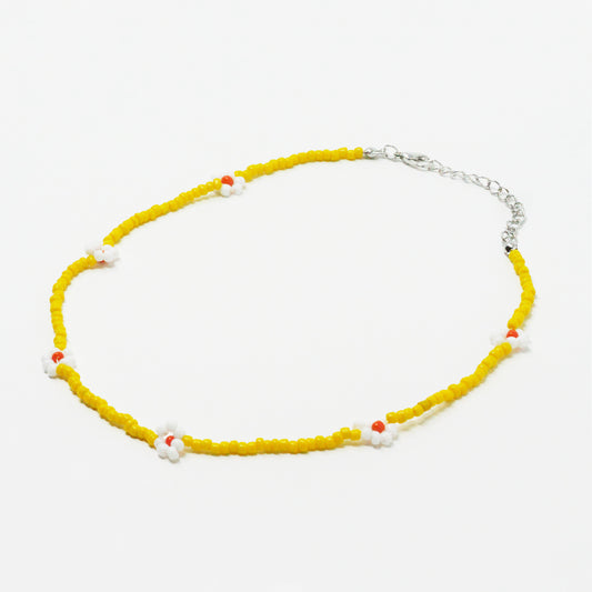 Yellow Bead Daisy Necklace