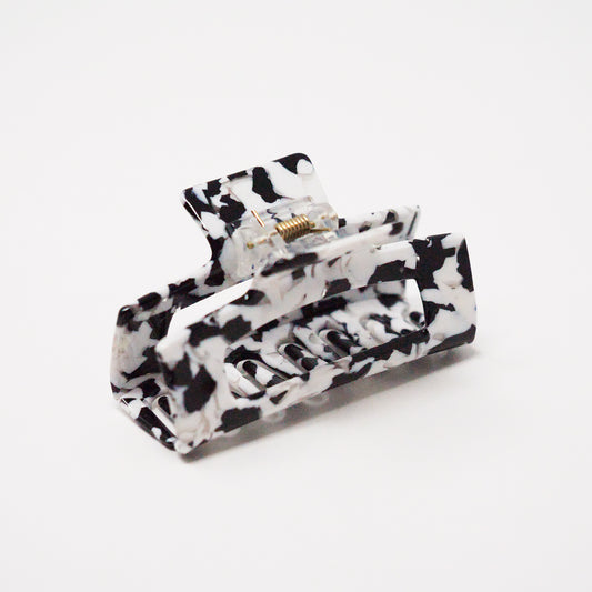 Medium Dalmatian Cow Claw